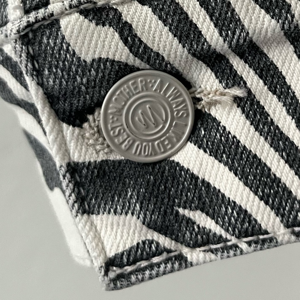 BRAND NEW MOTHER | The Out Of Pocket Jacket Hoofing It Wash in White | Size M - Picture 5 of 12